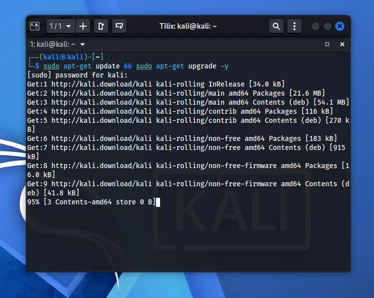 Terminal Kali Linux z poleceniem sudo apt-get update && sudo apt-get upgrade -y oraz widocznym pobieraniem informacji z repozytorium kali-rolling.